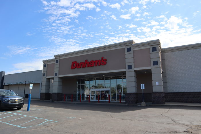 Hampton 4 Theatres - Now Dunham May 14 2022 (newer photo)